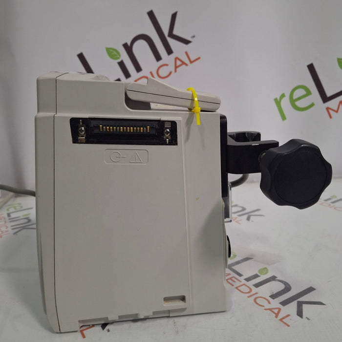 CareFusion Alaris 8015 Large Screen POC Infusion Pump