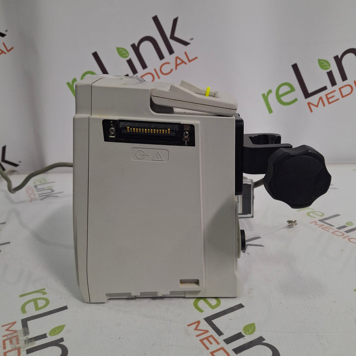 CareFusion Alaris 8015 Large Screen POC Infusion Pump