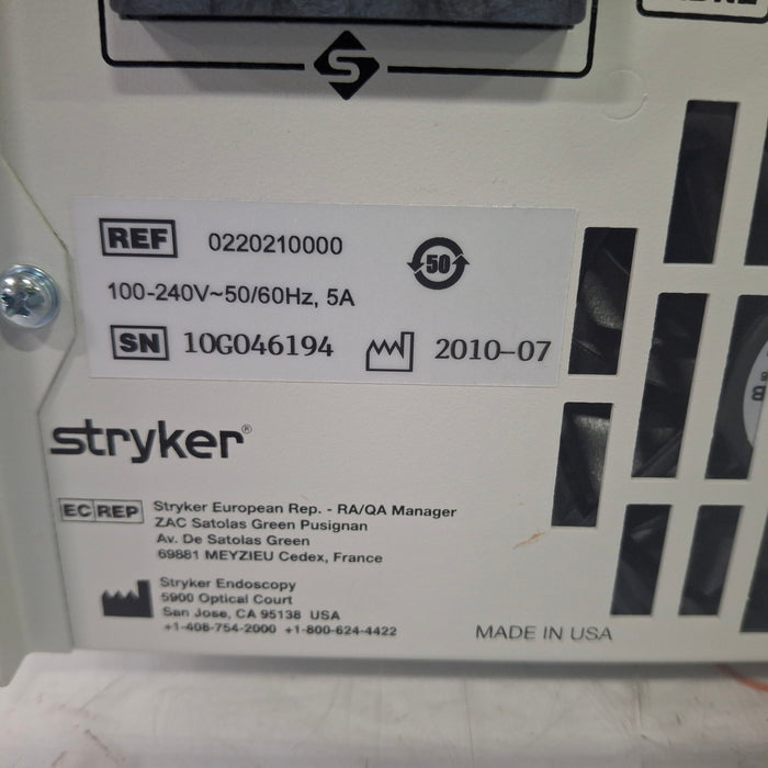 Stryker L9000 Light Source