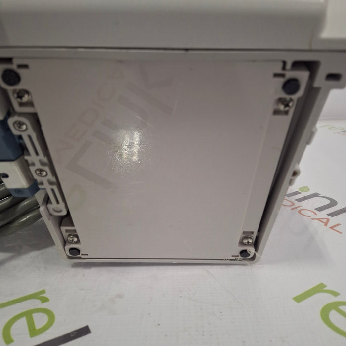 CareFusion Alaris 8015 Large Screen POC Infusion Pump