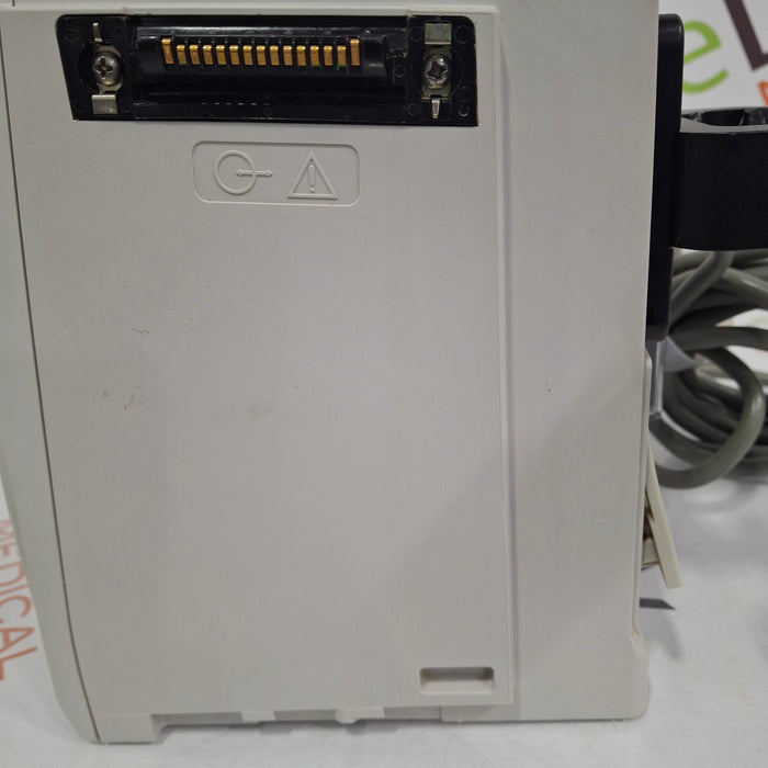 CareFusion Alaris 8015 Large Screen POC Infusion Pump