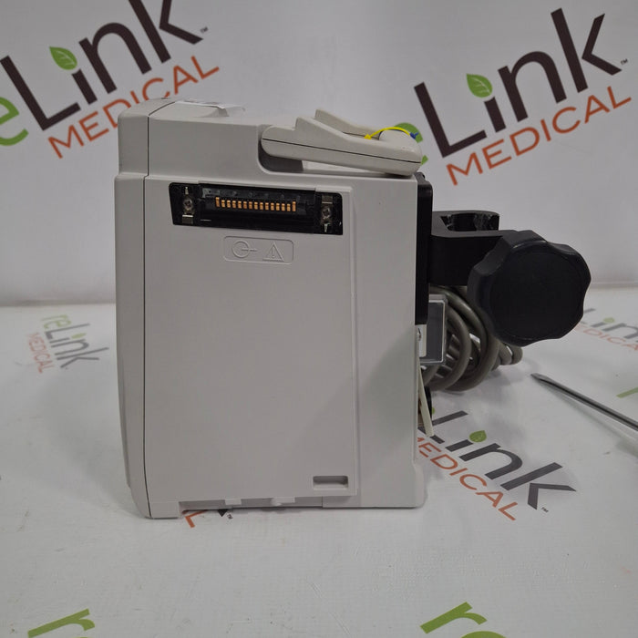 CareFusion Alaris 8015 Large Screen POC Infusion Pump