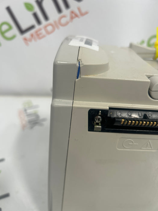 CareFusion Alaris 8015 Large Screen POC Infusion Pump