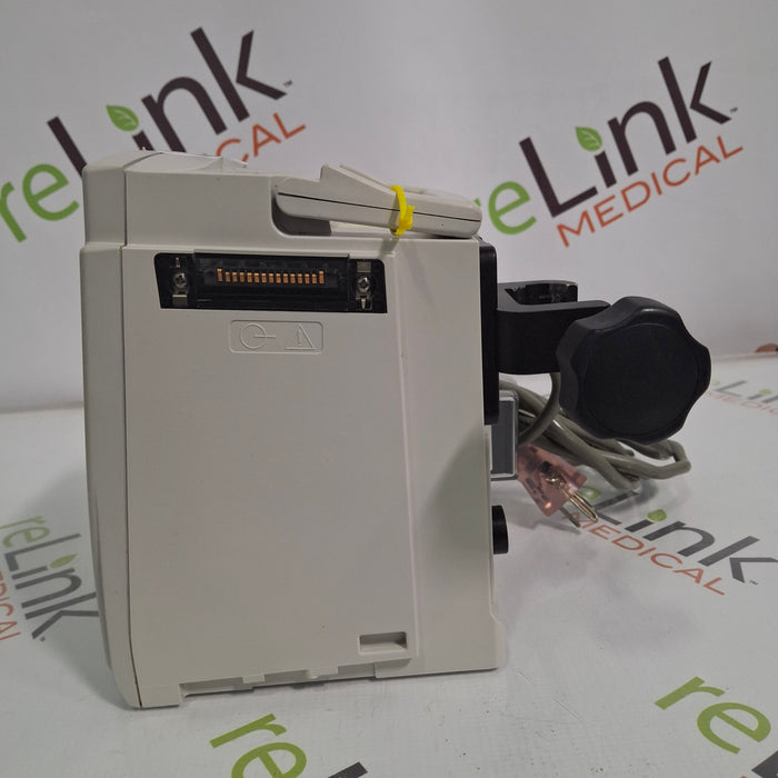 CareFusion Alaris 8015 Large Screen POC Infusion Pump