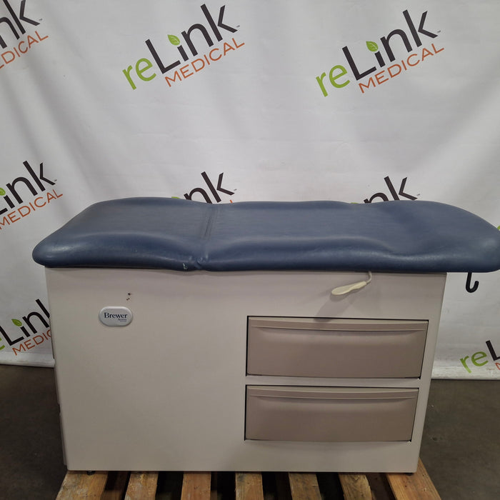 Brewer 5000 Access Exam Table