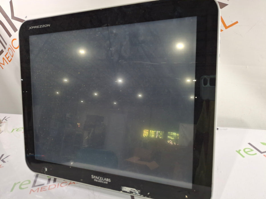 Spacelabs Healthcare Xprezzon Patient Monitor