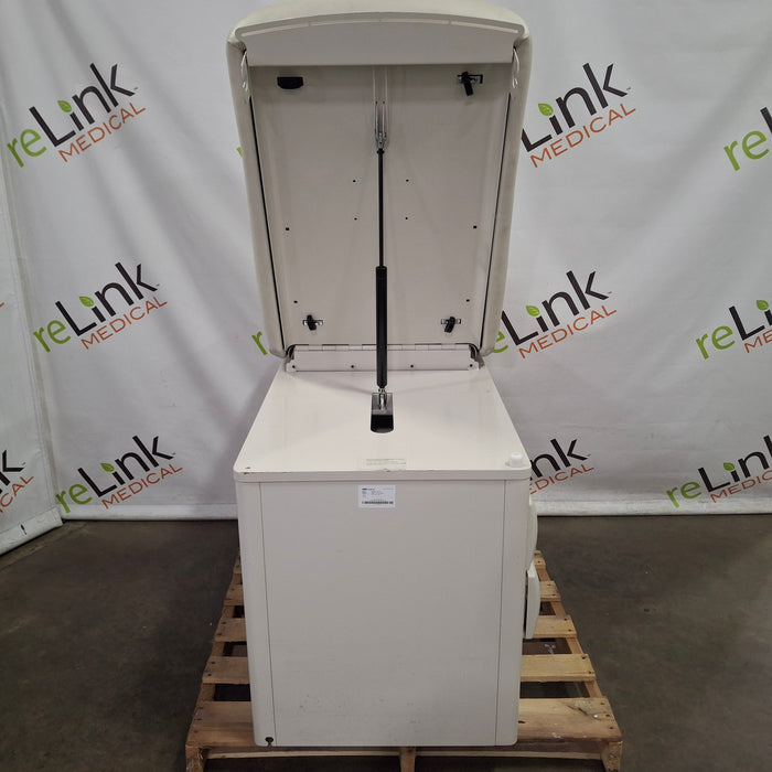 UMF Medical 5240 Exam Table