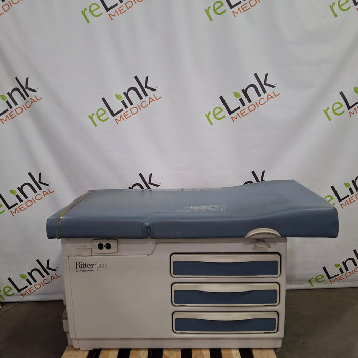 Midmark 204 Exam Table