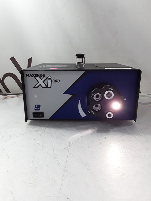 BFW, Inc. Maxenon Xi 300 Light Source