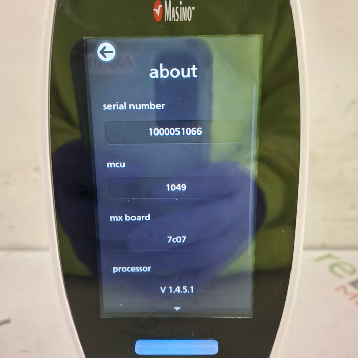 Masimo Radical 7 Pulse Oximeter w/ Base