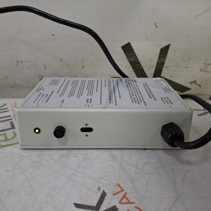 Impact Instrumentation Inc. Uni-Vent 754 Portable Ventilator