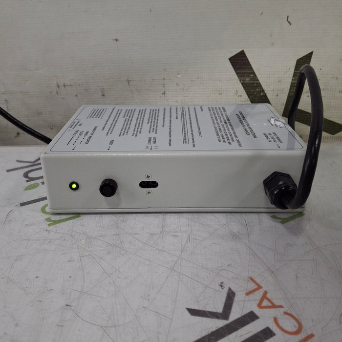 Impact Instrumentation Inc. Uni-Vent 754 Portable Ventilator