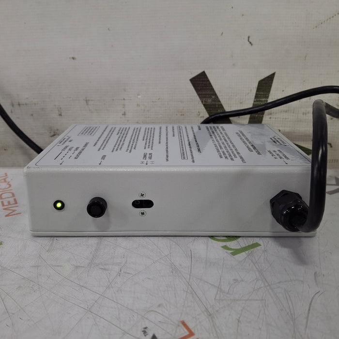 Impact Instrumentation Inc. Uni-Vent 754 Portable Ventilator