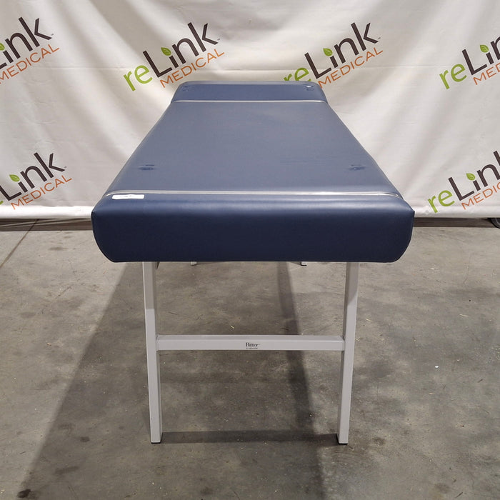 Midmark 203 Treatment Table