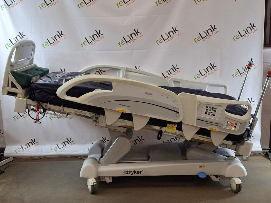Stryker InTouch 2141 Critical Care Hospital Bed