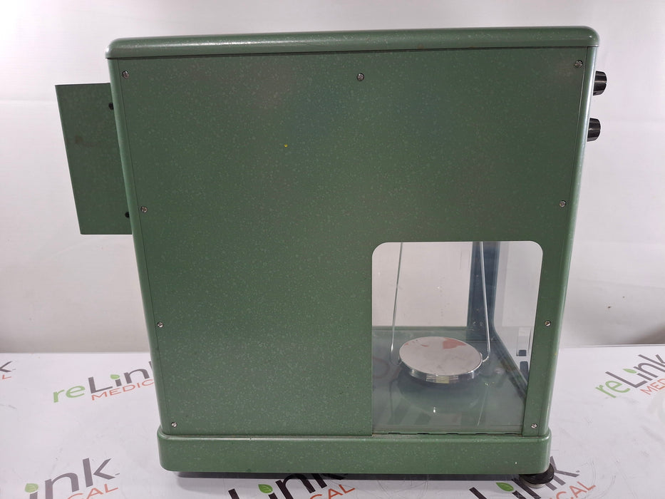 Mettler Instruments Corp. B6 Enclosed Balance Scale