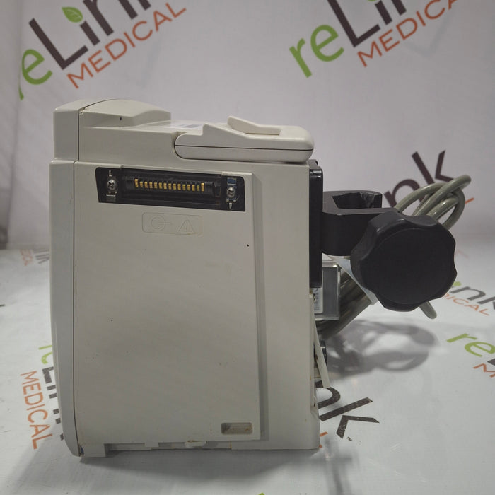 CareFusion Alaris 8015 Large Screen POC Infusion Pump