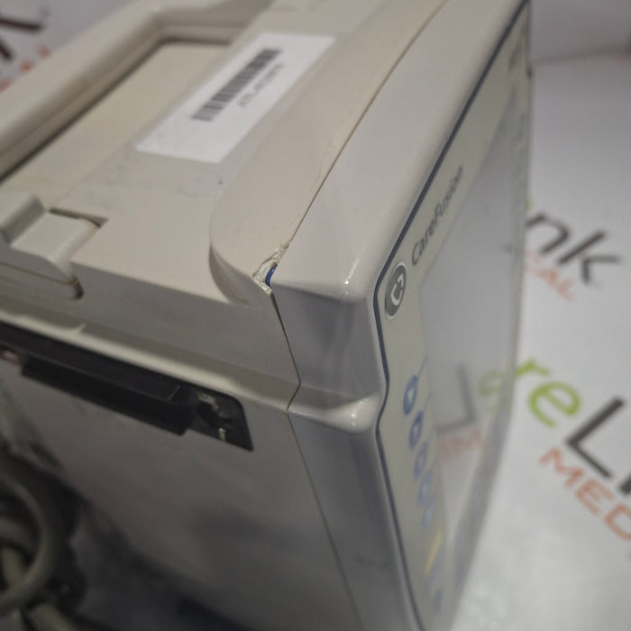 CareFusion Alaris 8015 Large Screen POC Infusion Pump