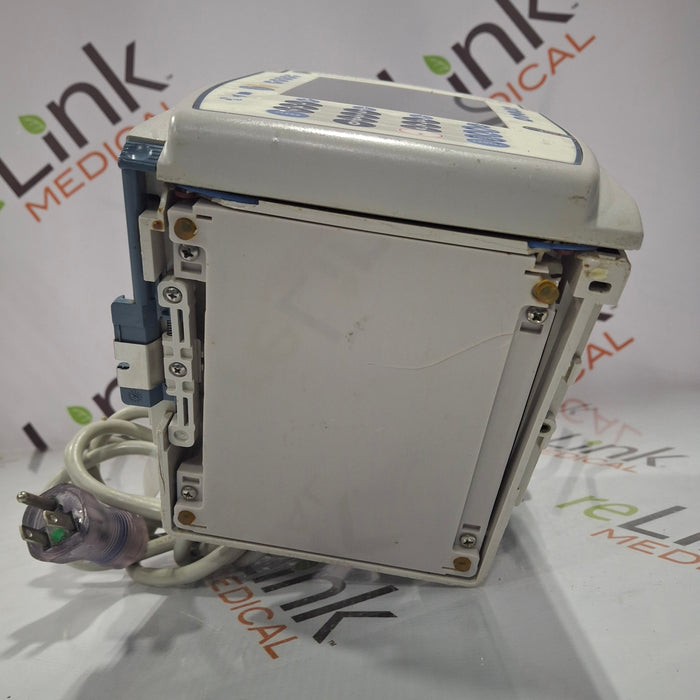CareFusion Alaris 8015 Large Screen POC Infusion Pump