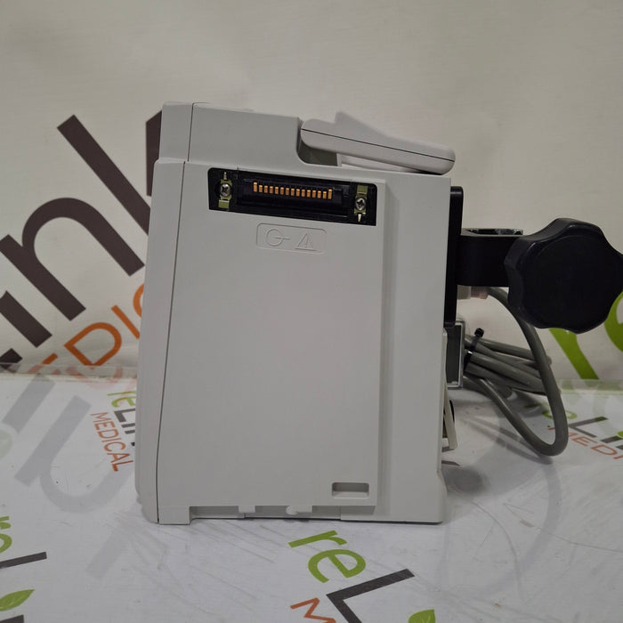 CareFusion Alaris 8015 Large Screen POC Infusion Pump