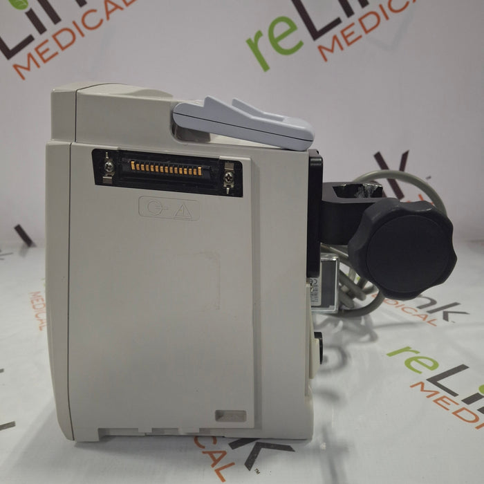 CareFusion Alaris 8015 Large Screen POC Infusion Pump