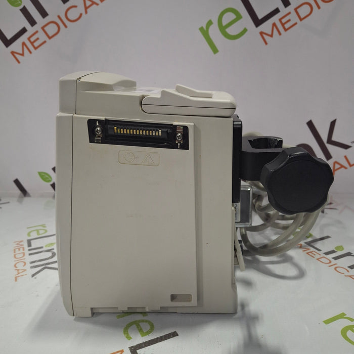 CareFusion Alaris 8015 Large Screen POC Infusion Pump