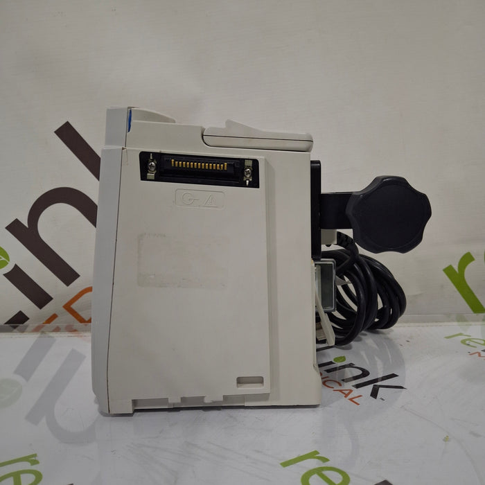 CareFusion Alaris 8015 Large Screen POC Infusion Pump