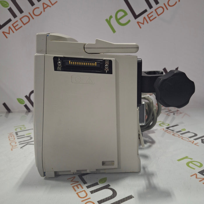 CareFusion Alaris 8015 Large Screen POC Infusion Pump