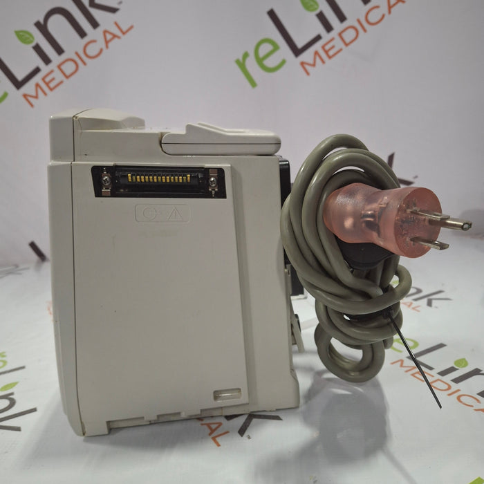 CareFusion Alaris 8015 Large Screen POC Infusion Pump