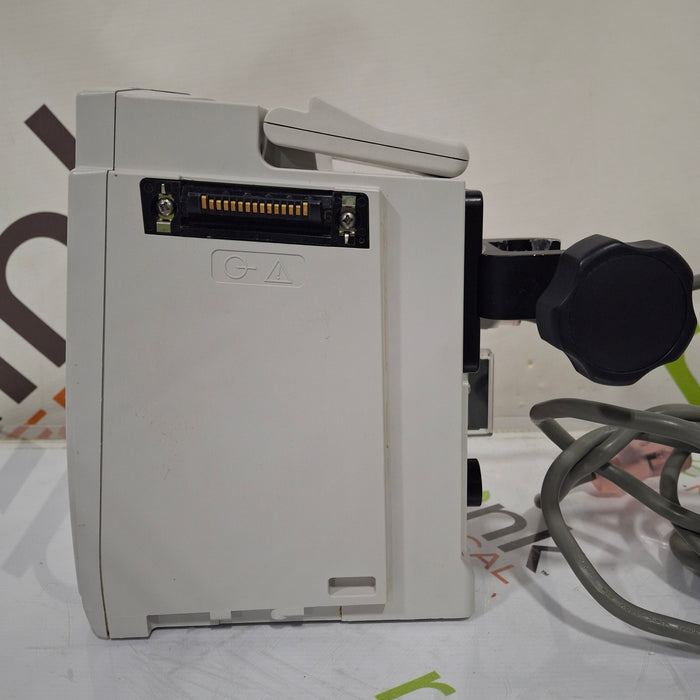 CareFusion Alaris 8015 Large Screen POC Infusion Pump