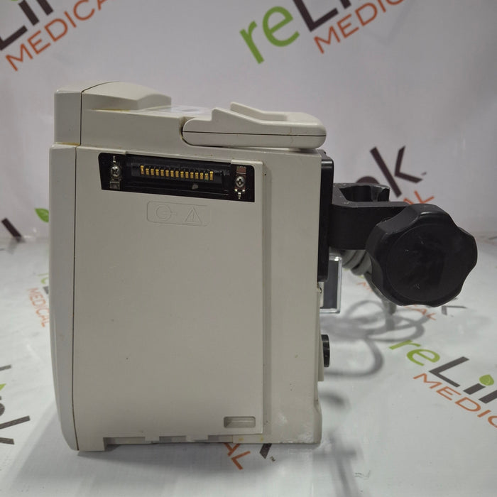 CareFusion Alaris 8015 Large Screen POC Infusion Pump