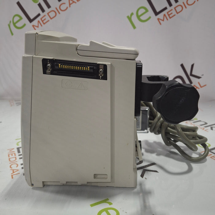 CareFusion Alaris 8015 Large Screen POC Infusion Pump