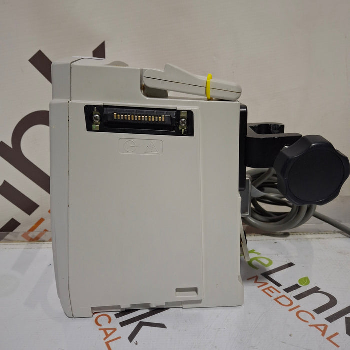 CareFusion Alaris 8015 Large Screen POC Infusion Pump