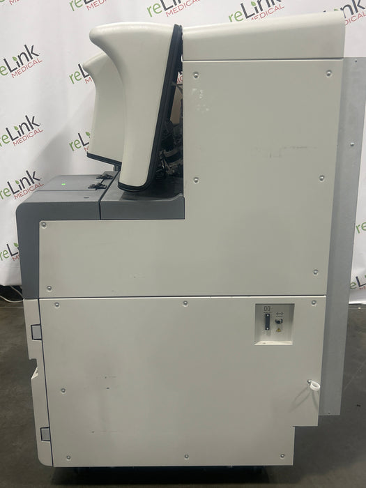 Beckman Coulter UniCel DxC 660i Chemistry Analyzer