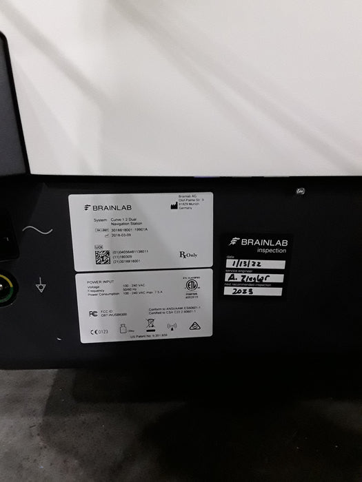 Brainlab, Inc. Curve Dual Display Curve Dual Display + Camera Cart