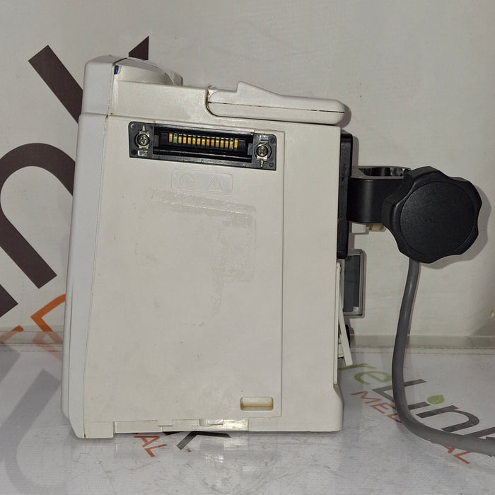 CareFusion Alaris 8015 Large Screen POC Infusion Pump