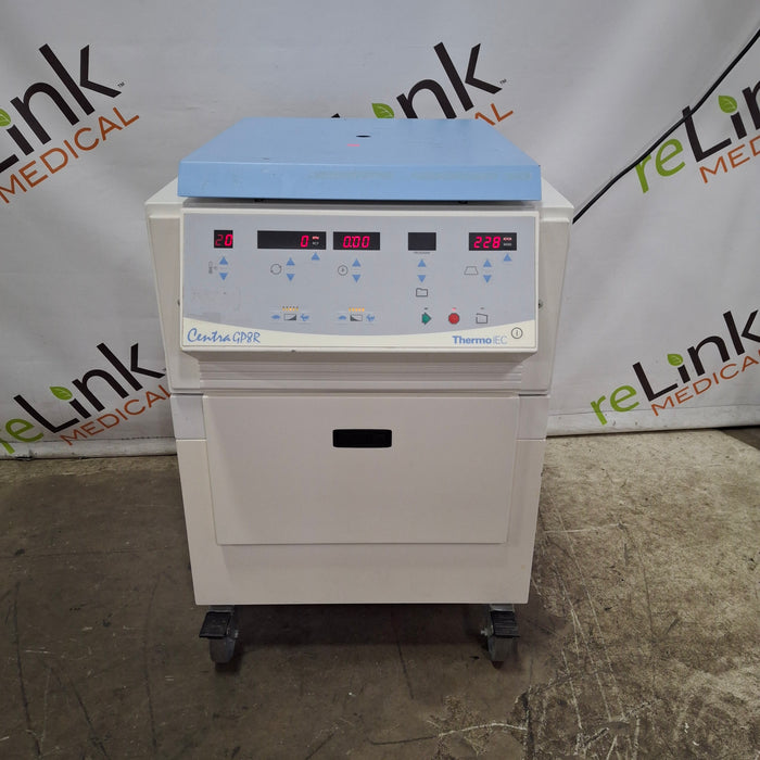 IEC Centra GP8RF Centrifuge