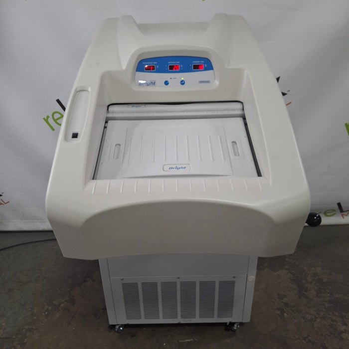 Bright Instrument Company LTD. OTF5000 Cryostat