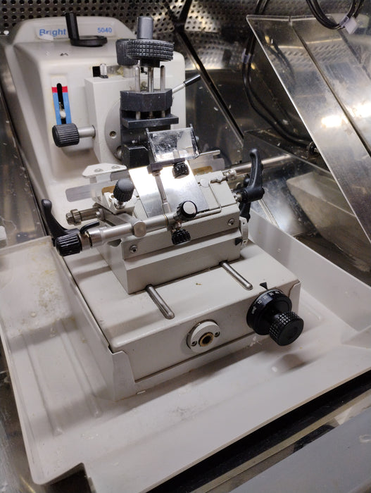 Bright Instrument Company LTD. OTF5000 Cryostat