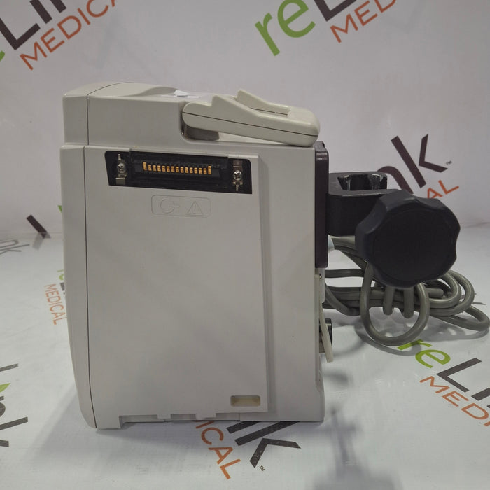 CareFusion Alaris 8015 Large Screen POC Infusion Pump