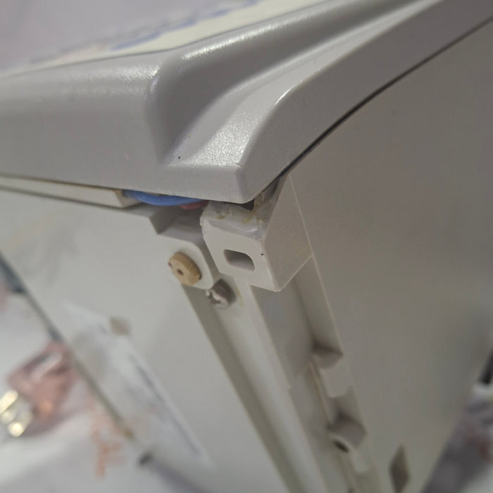 CareFusion Alaris 8015 Large Screen POC Infusion Pump