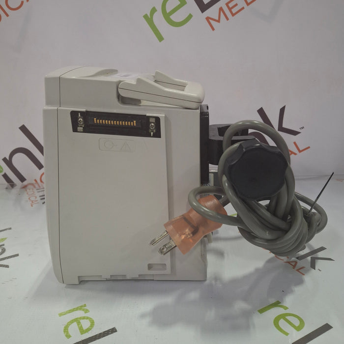 CareFusion Alaris 8015 Large Screen POC Infusion Pump