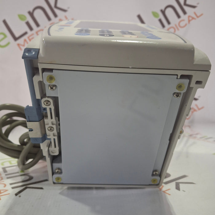 CareFusion Alaris 8015 Large Screen POC Infusion Pump