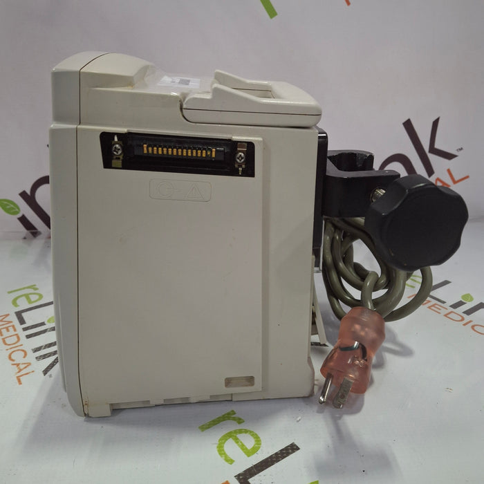 CareFusion Alaris 8015 Large Screen POC Infusion Pump