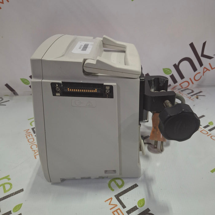 CareFusion Alaris 8015 Large Screen POC Infusion Pump