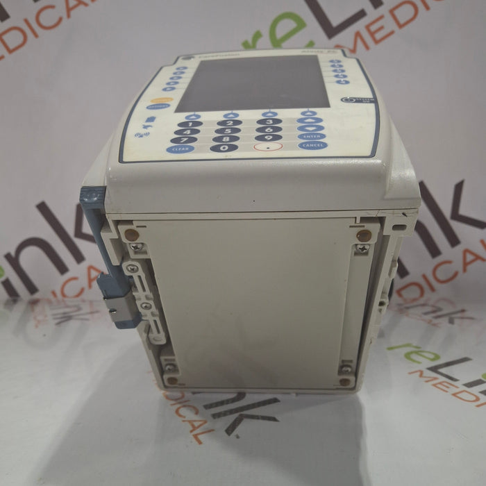 CareFusion Alaris 8015 Large Screen POC Infusion Pump