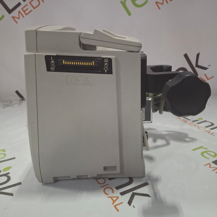 CareFusion Alaris 8015 Large Screen POC Infusion Pump