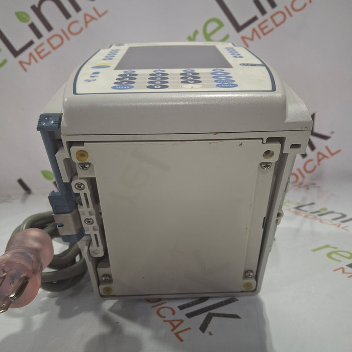 CareFusion Alaris 8015 Large Screen POC Infusion Pump