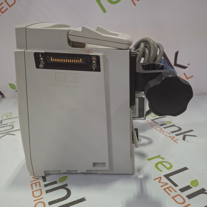 CareFusion Alaris 8015 Large Screen POC Infusion Pump