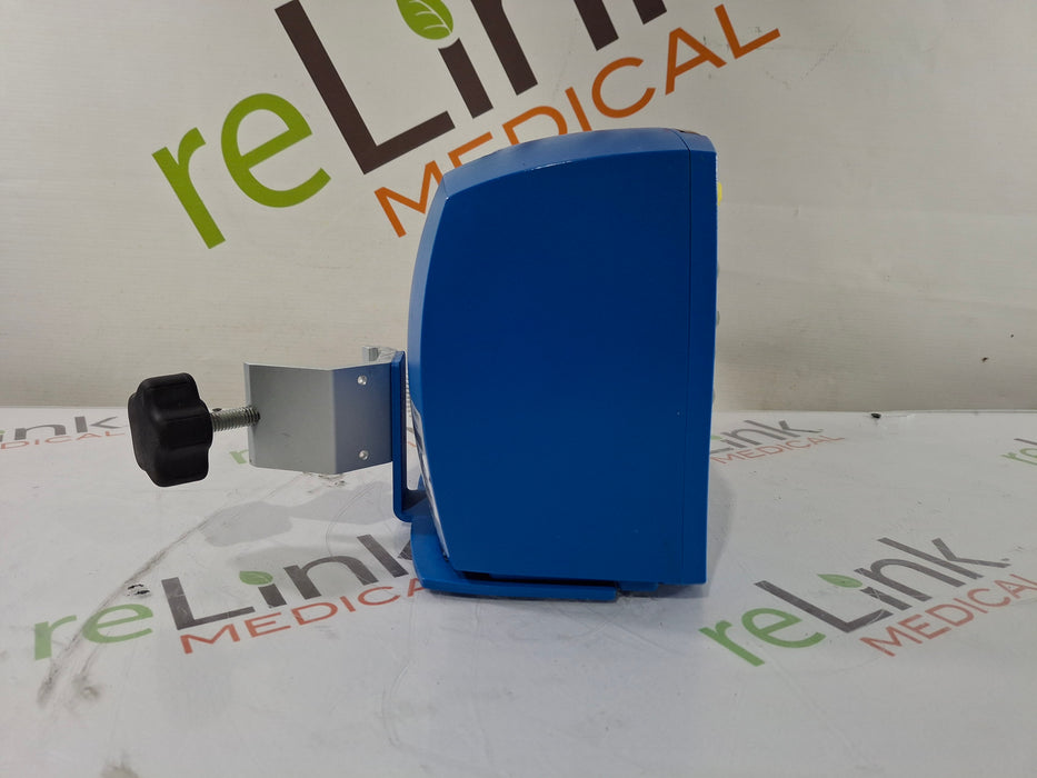 GE Healthcare Dinamap V100 - NIBP, SpO2, Temp Vital Signs Monitor